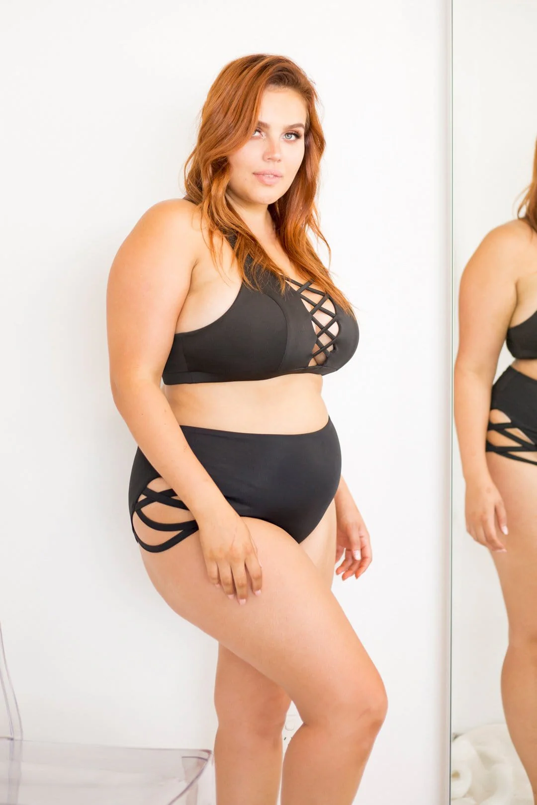 Alexi Top - Criss Cross High Neck Racerback Top - Image 5