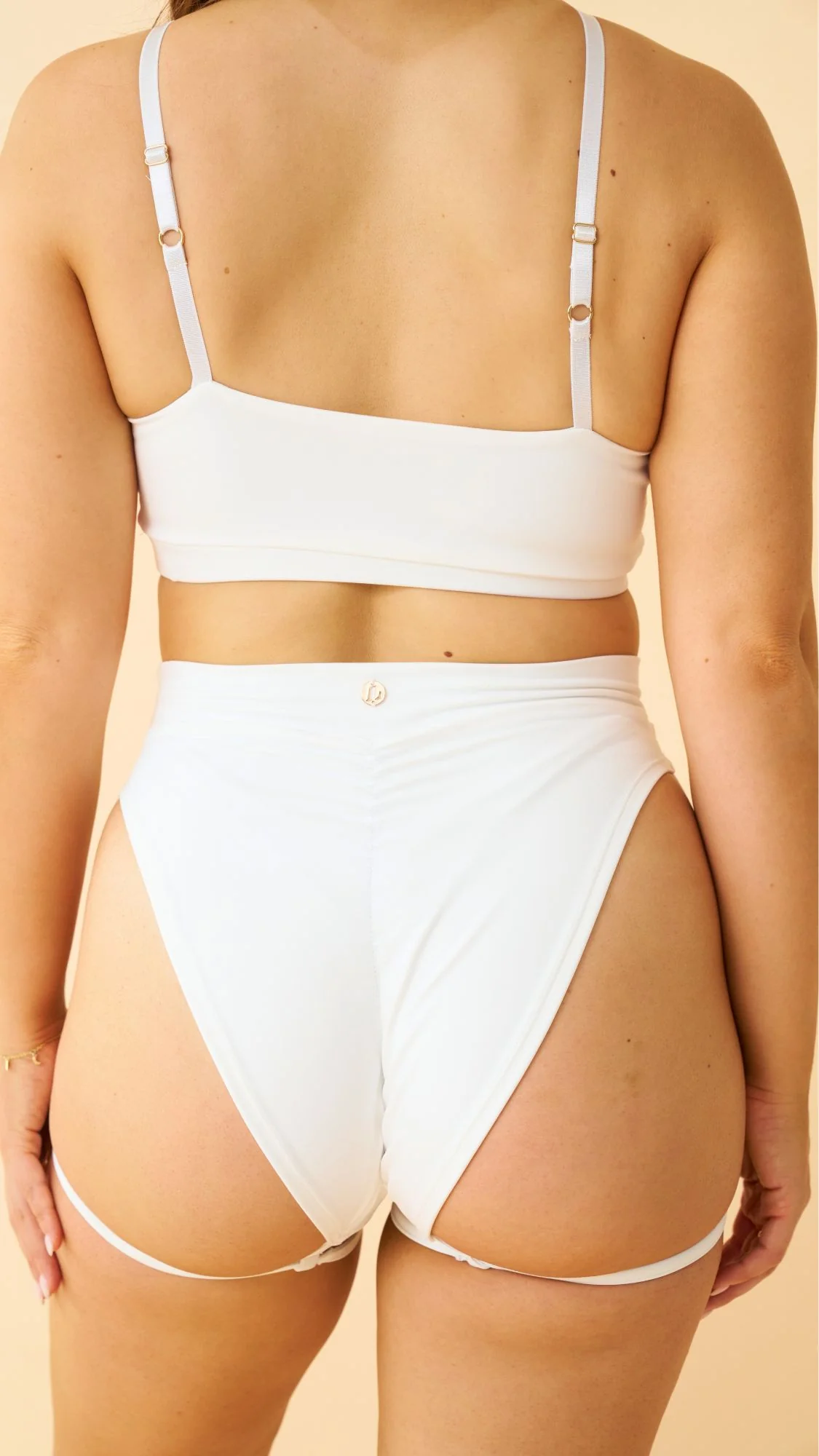 High Cut Garter Shorts White - Image 3
