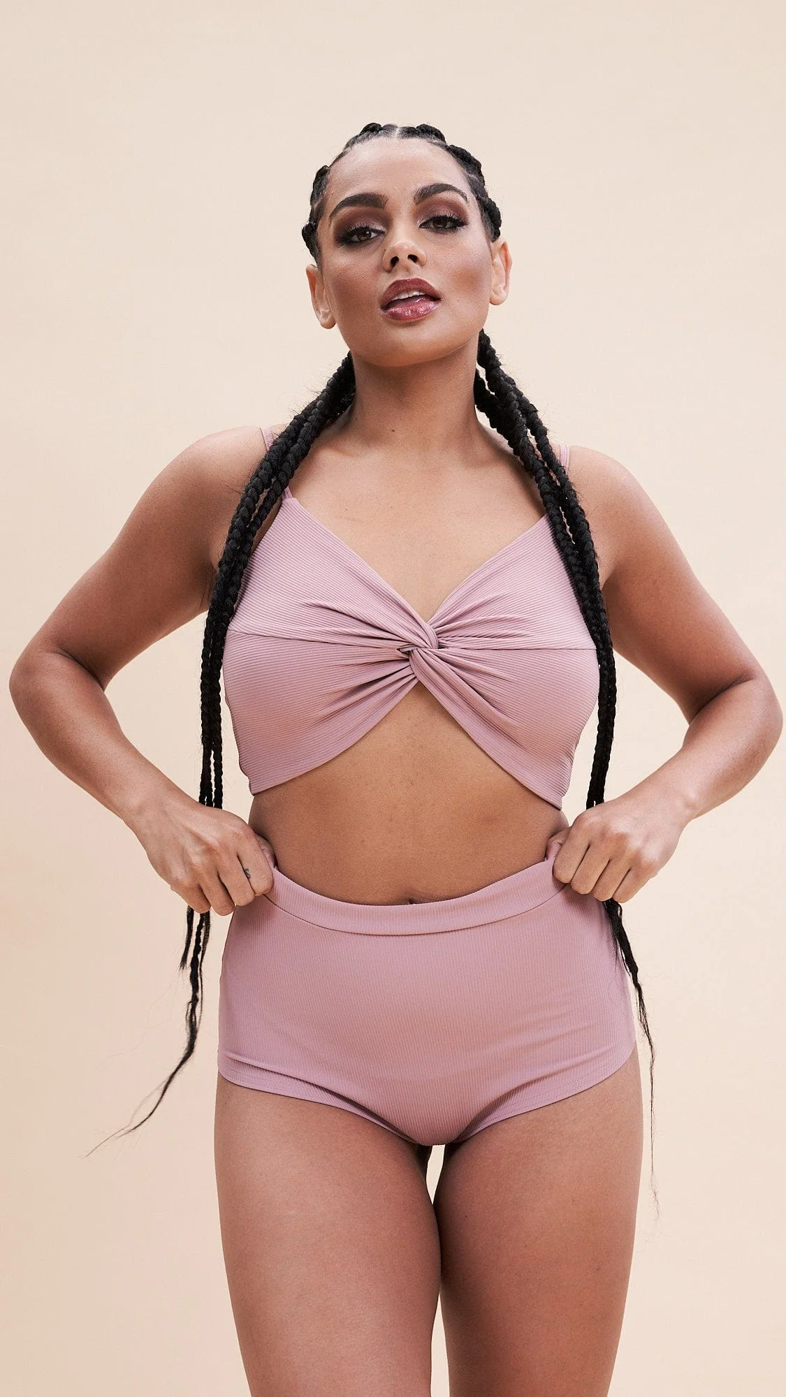 High Waist Shorts - Basic Scrunch Shorts Ribbed Blush Taupe - Image 5