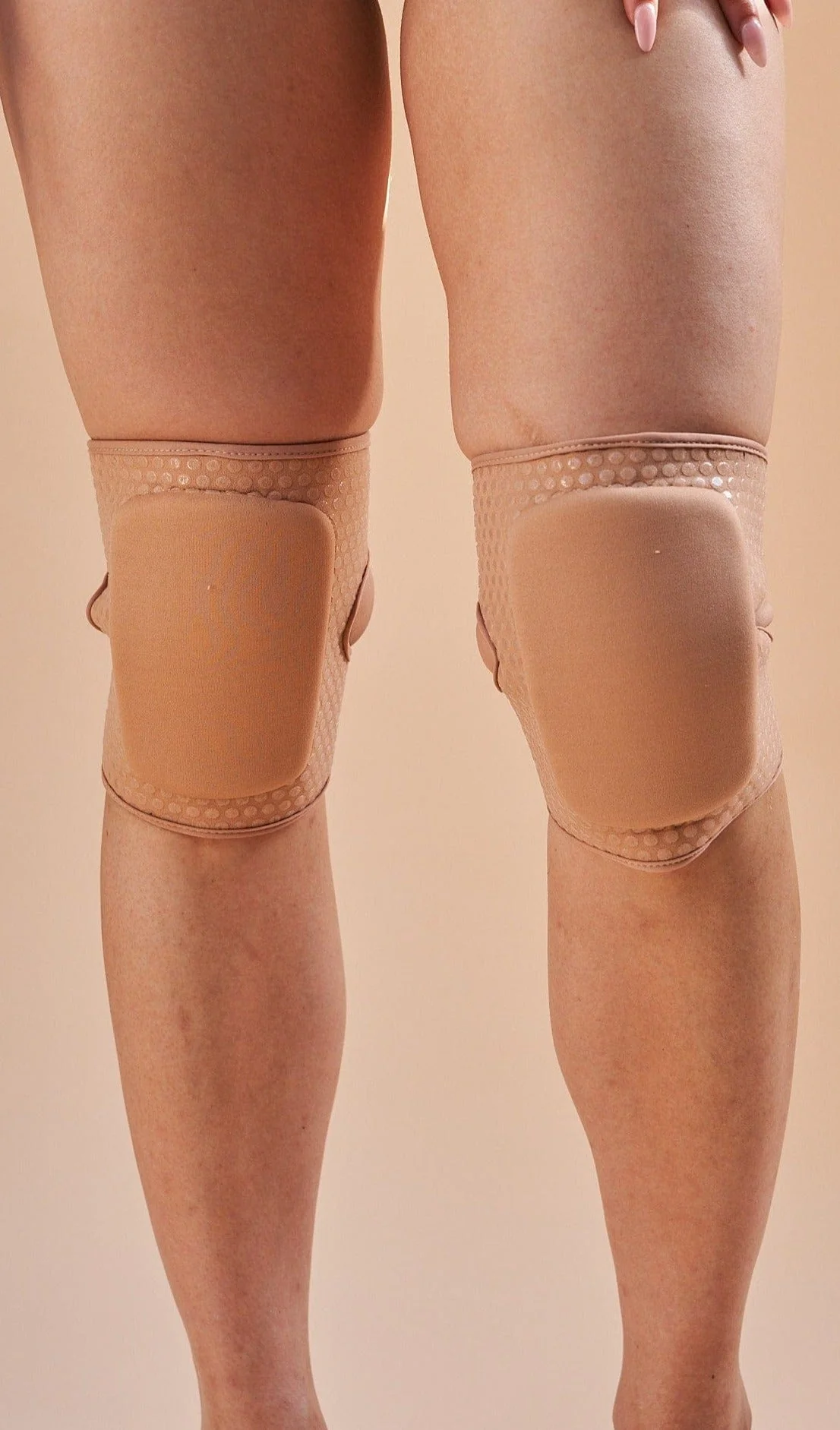 Velcro Sticky Grip Knee Pads Nude - Image 5
